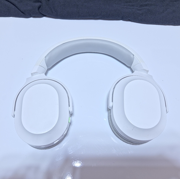 Razer Other - Razer Barracuda X (White) - FOR PARTS OR REPAIR - No Dongle/BT Issues